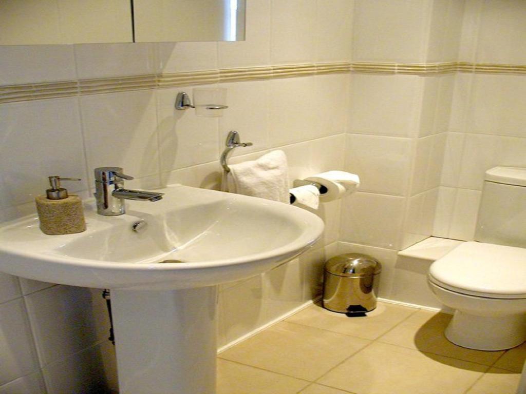 Dee & Steve'S B&B Windsor Quarto foto